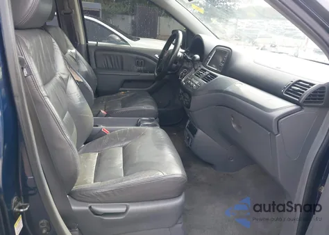 2005 Honda Odyssey Touring z USA, uszkodzony, nr VIN 5FNRL38805B089460